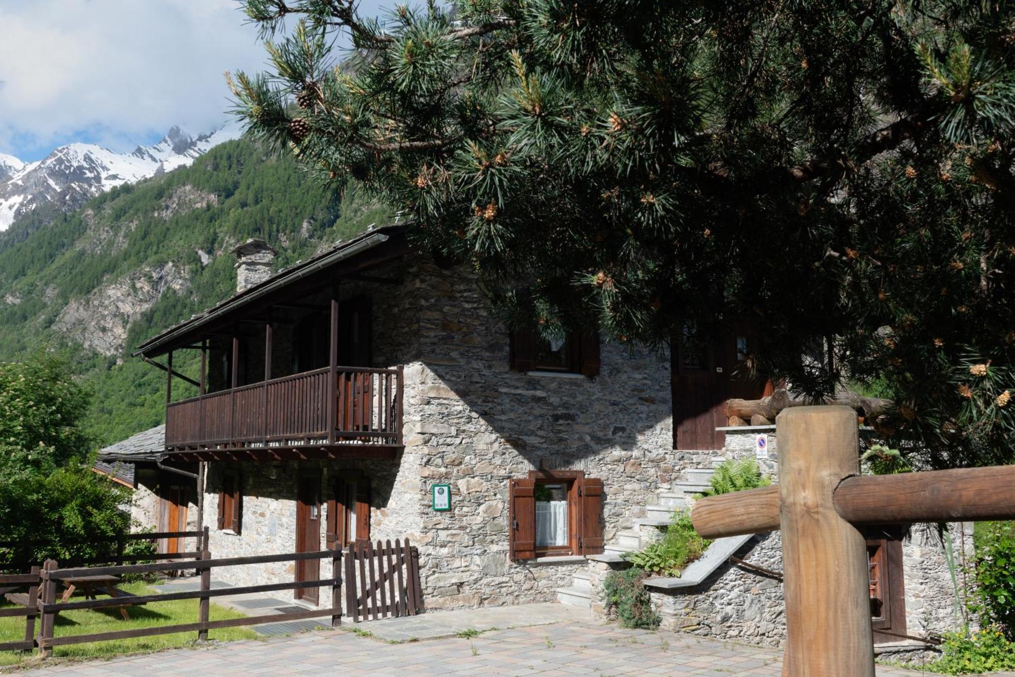 Case Gran Paradiso Rhemes Saint Georges Exterior photo